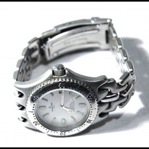 Women's Jacques Edho Paris watch